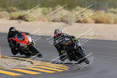 media/Oct-08-2022-SoCal Trackdays (Sat) [[1fc3beec89]]/Turn 10 (945am)/